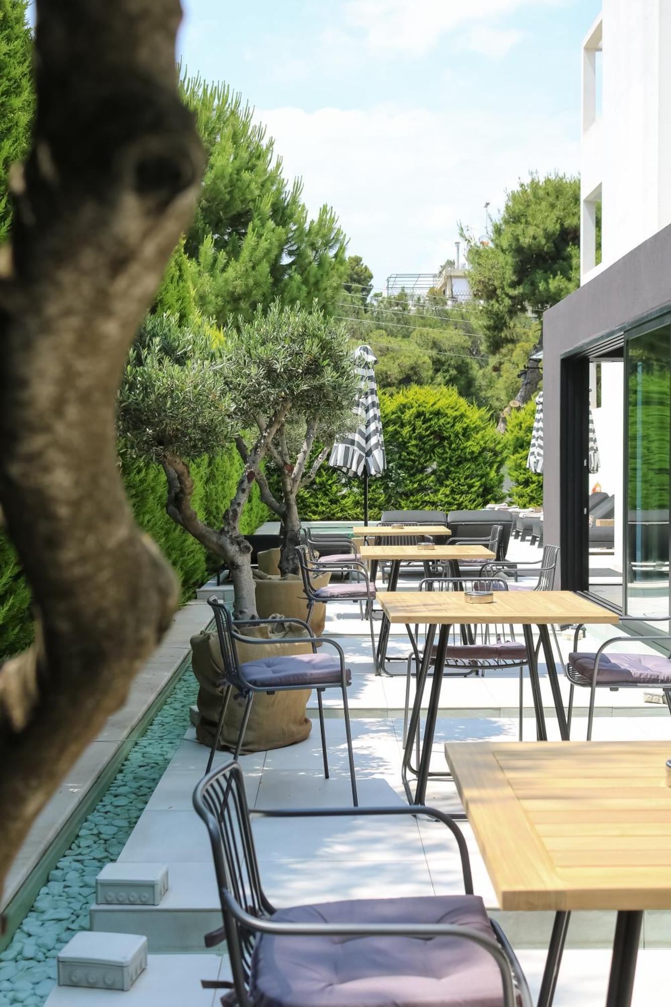 Azur Hotel 4*