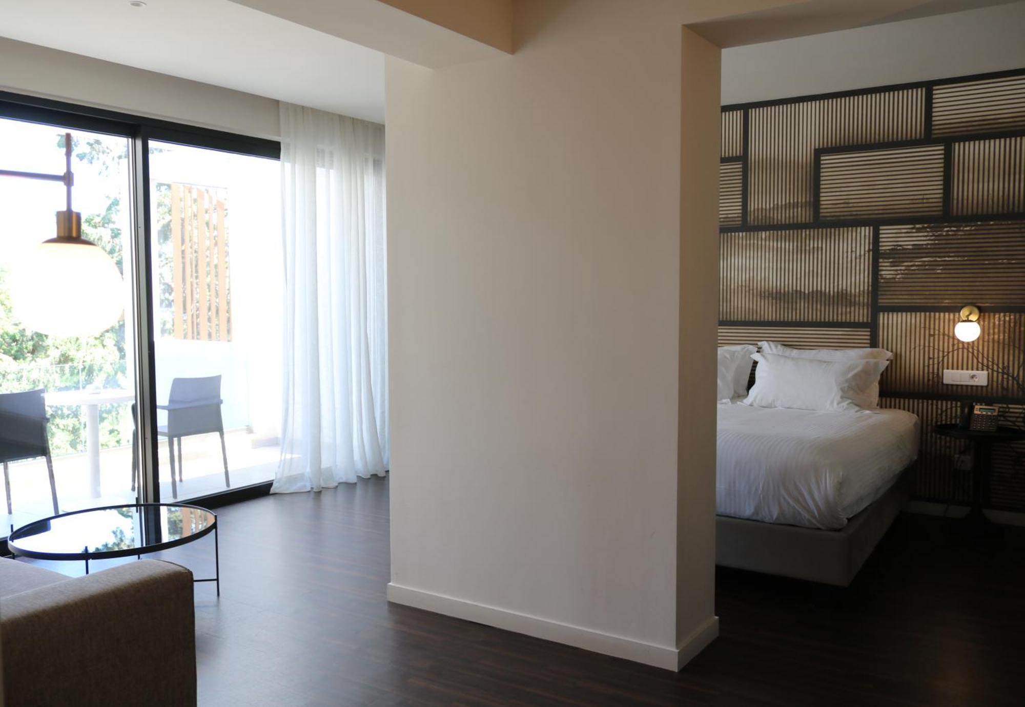 Azur Athens