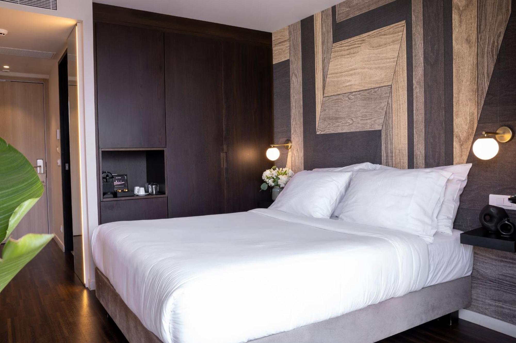 Azur Athens